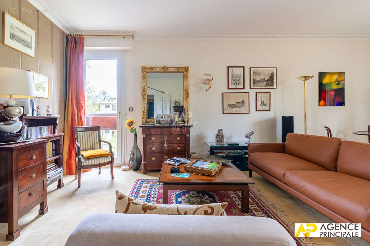 Appartement à MAISONS-LAFFITTE