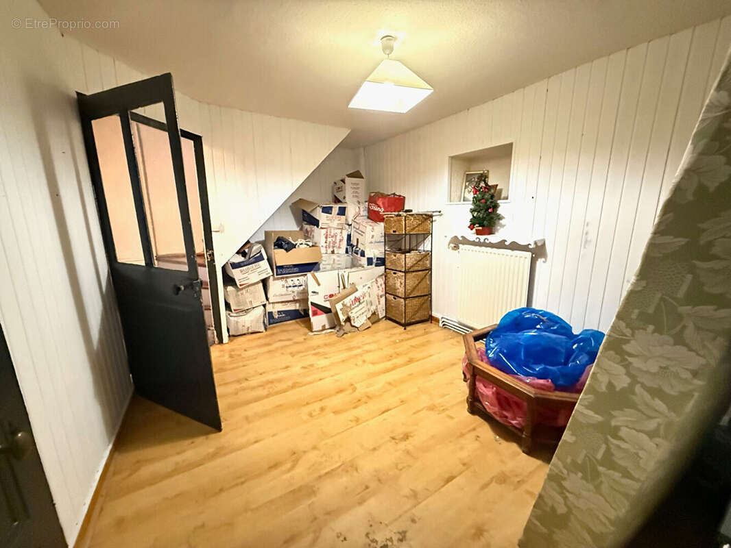 Maison à SAINT-HAON-LE-CHATEL