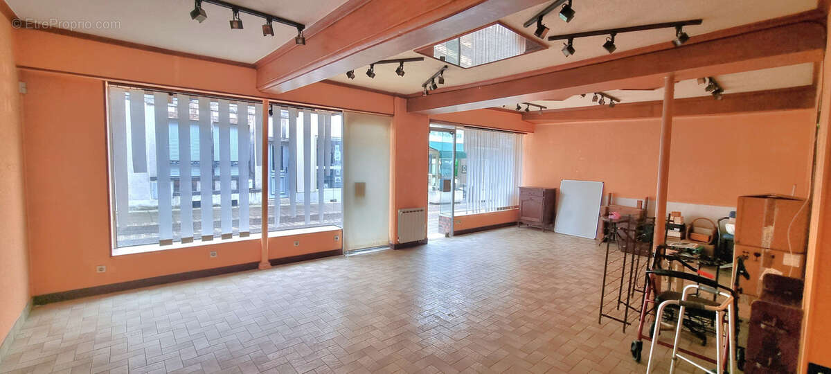 Appartement à BROU