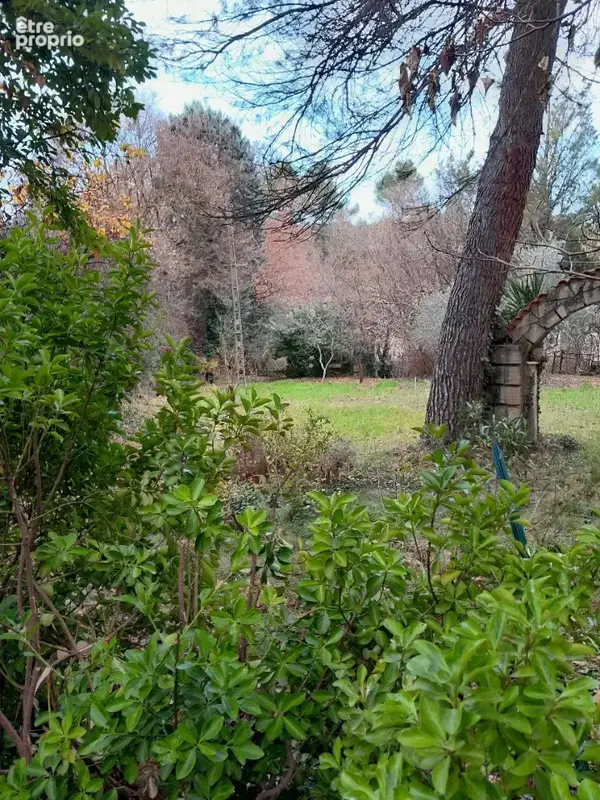 Terrain 296 m² à vendre à Plan-D'aups-Sainte-Baume (83640) - photo 2
