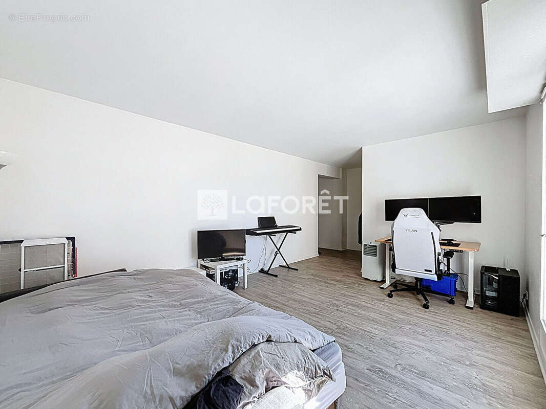 Appartement à LE VESINET