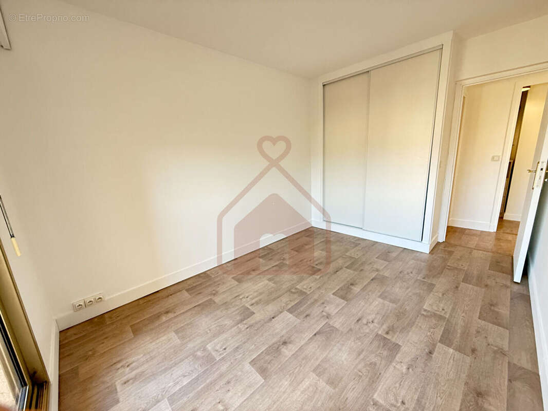 Appartement à LE KREMLIN-BICETRE