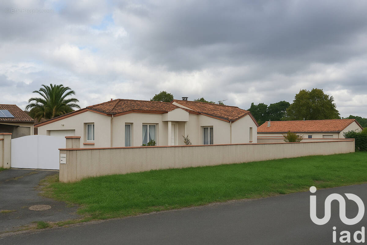 Photo 1 - Maison à BIAS