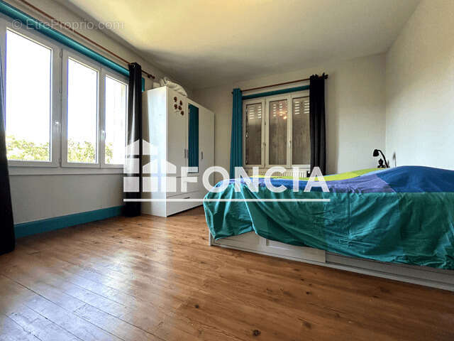 Maison à SAINTE-LIVRADE-SUR-LOT