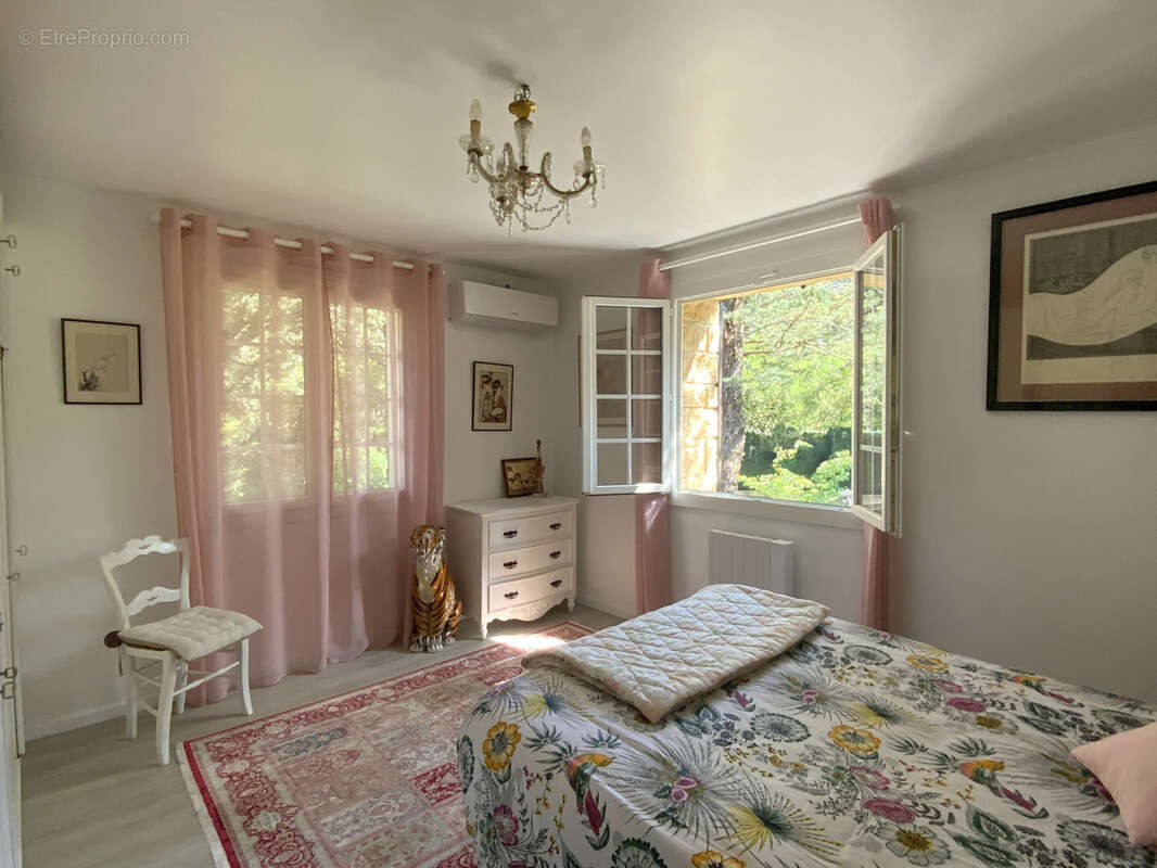 Maison à UZES