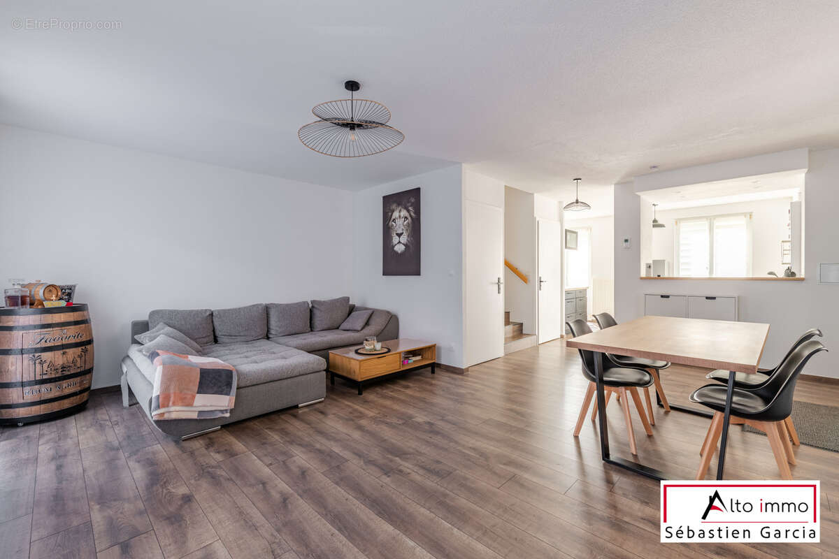 Maison à SOULTZ-SOUS-FORETS