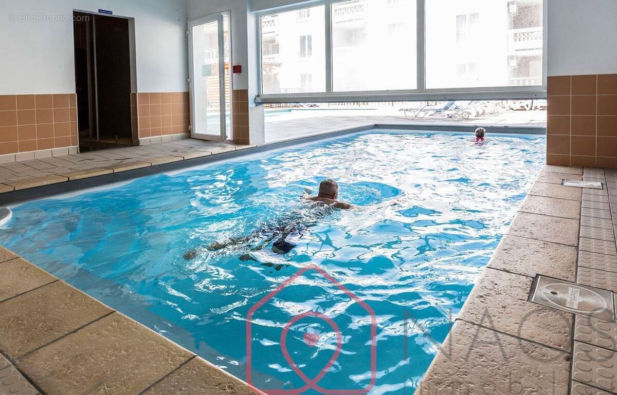 Appartement à GREOUX-LES-BAINS