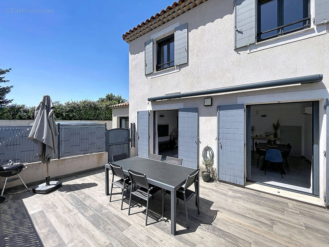 Maison à PERTUIS