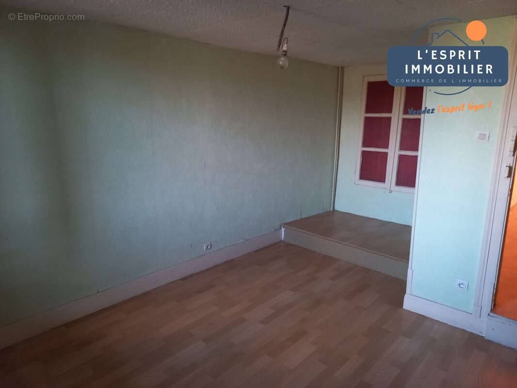 Maison à BURLIONCOURT