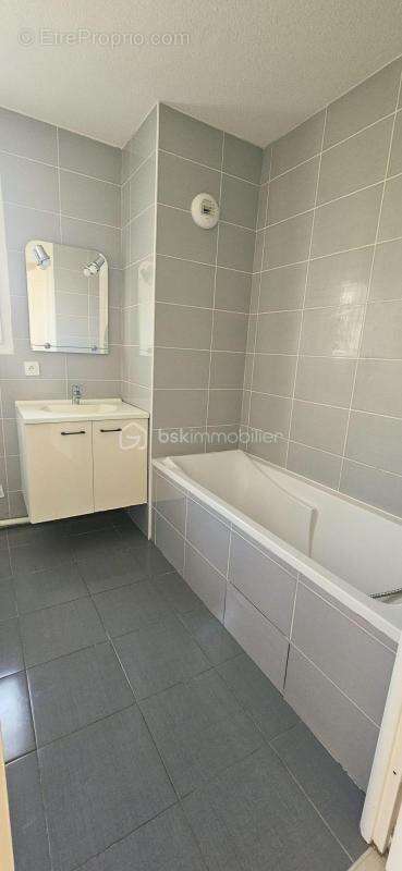 Appartement à DOMENE