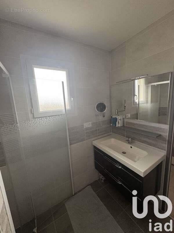 Photo 9 - Maison à SAINT-DENIS-DE-L'HOTEL