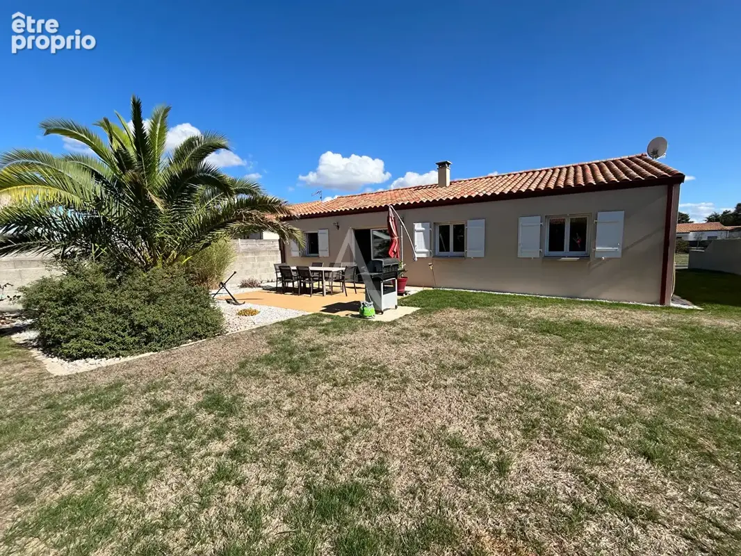 Photo Maison à Saint-Julien-Des-Landes au prix de 249 000€