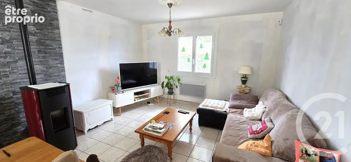 Maison 5 pièces 95 m² à vendre à Saint-Laurent-D'andenay (71210) - photo 2