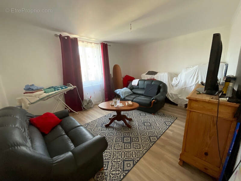 Maison à LABRUGUIERE