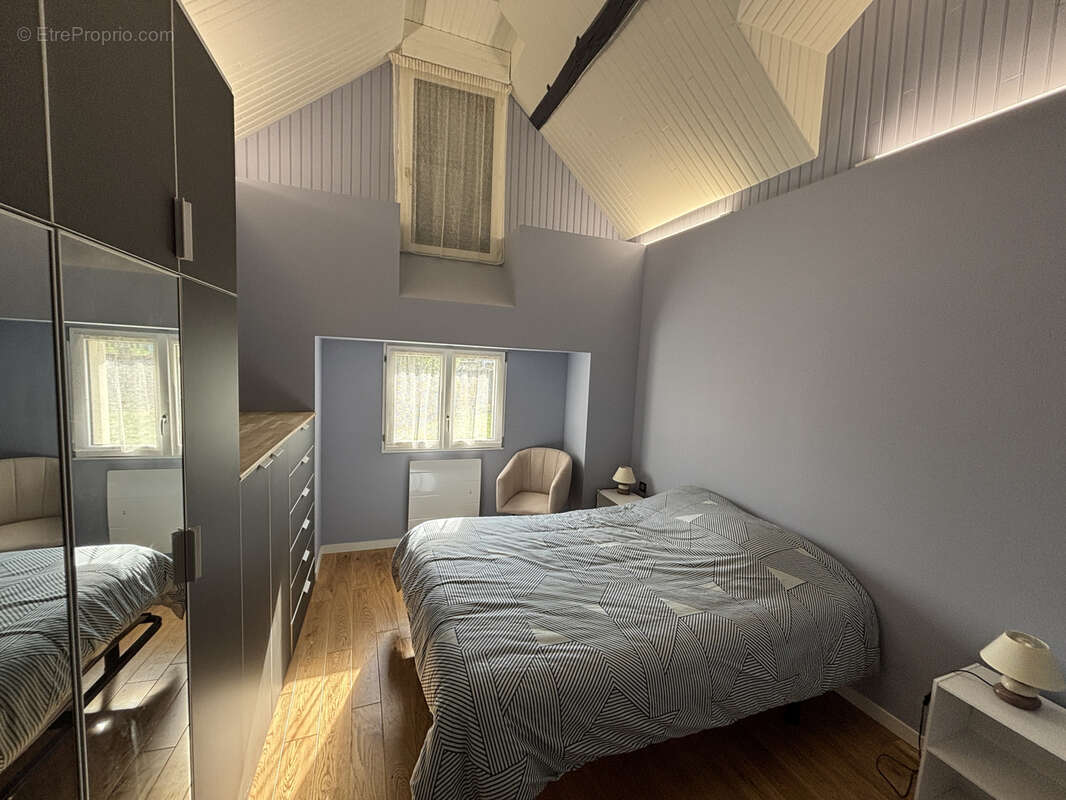 Maison à SAINT-CLEMENT-DES-LEVEES