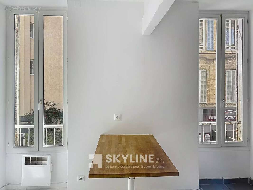 Appartement à MARSEILLE-6E
