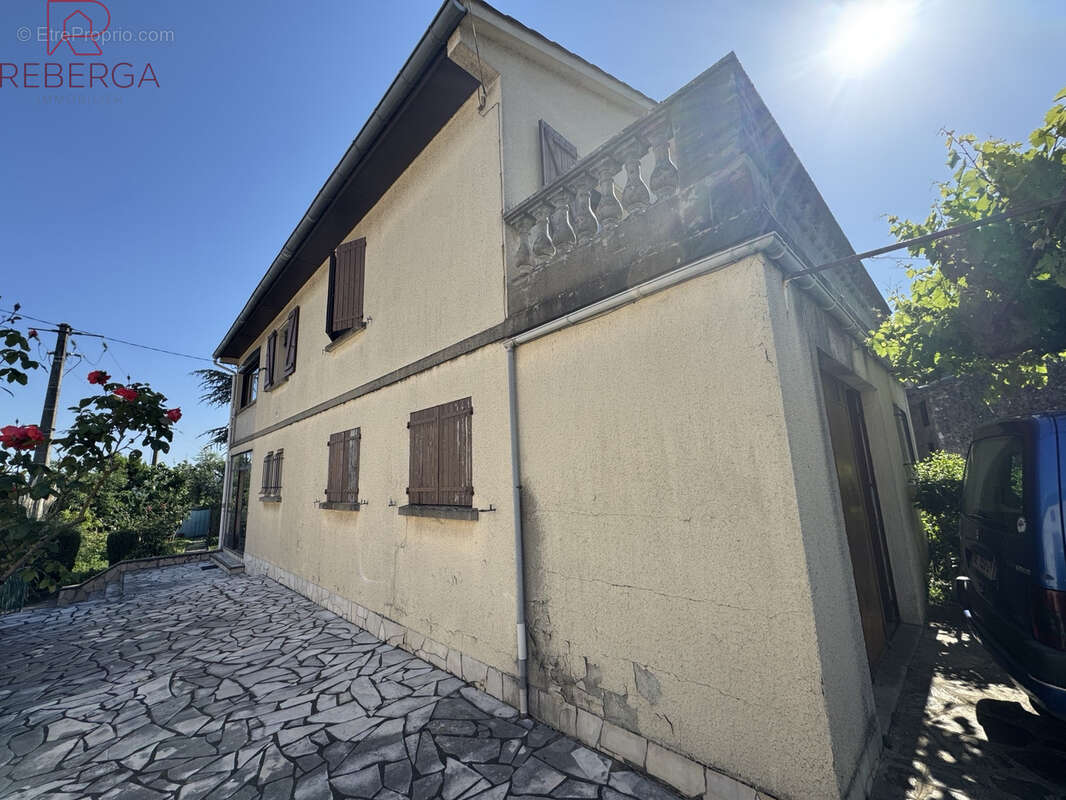 Maison à AIGUEFONDE