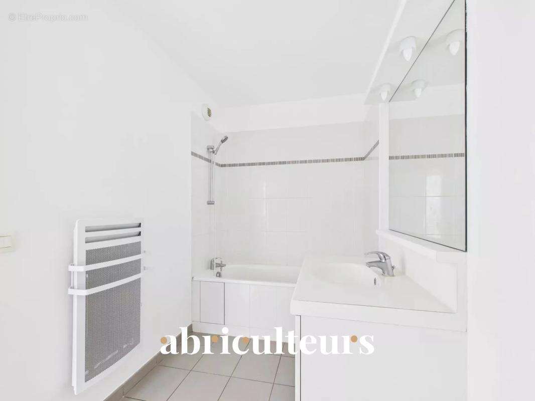 Appartement à SURVILLIERS