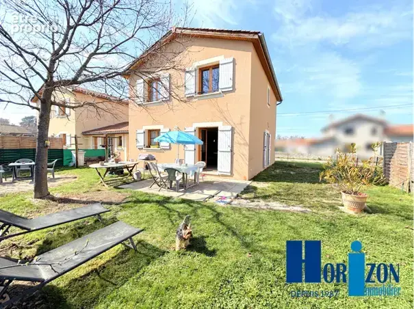 Photo Maison à Saint-Marcellin-En-Forez au prix de 265 000€