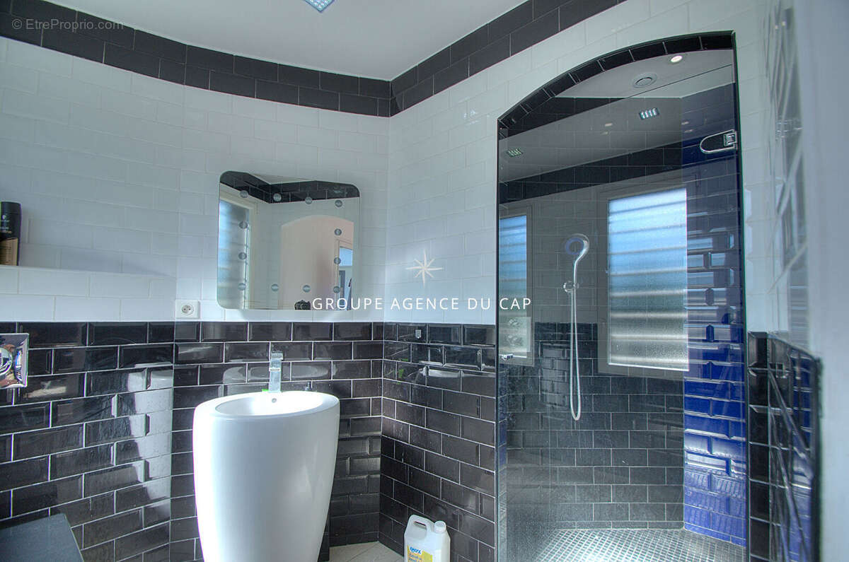 Maison à SAINT-RAPHAEL