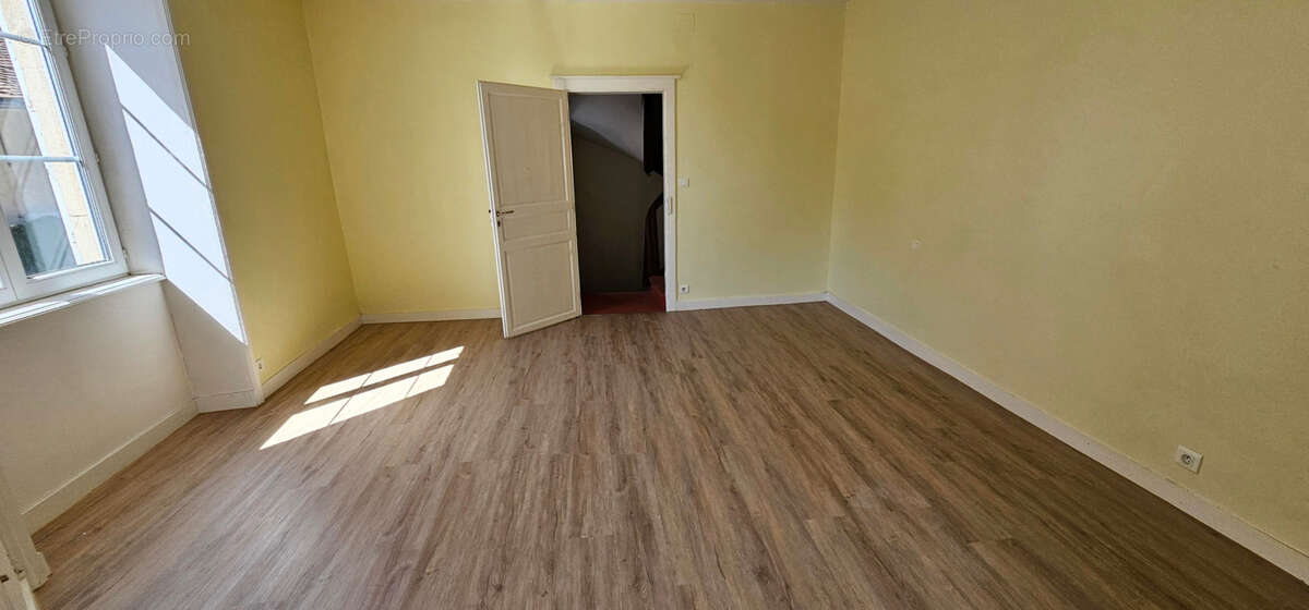 Bâtisse de charme avec 2 logements indépendants - photo 29