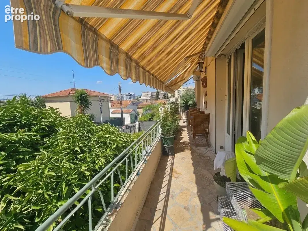 Appartement 3 pièces 56 m² à vendre à Le Cannet (06110) - photo 2