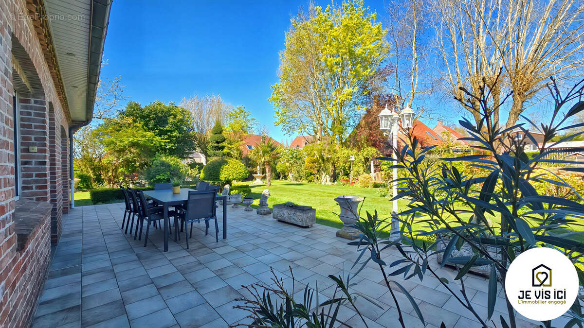 Maison à LA GORGUE