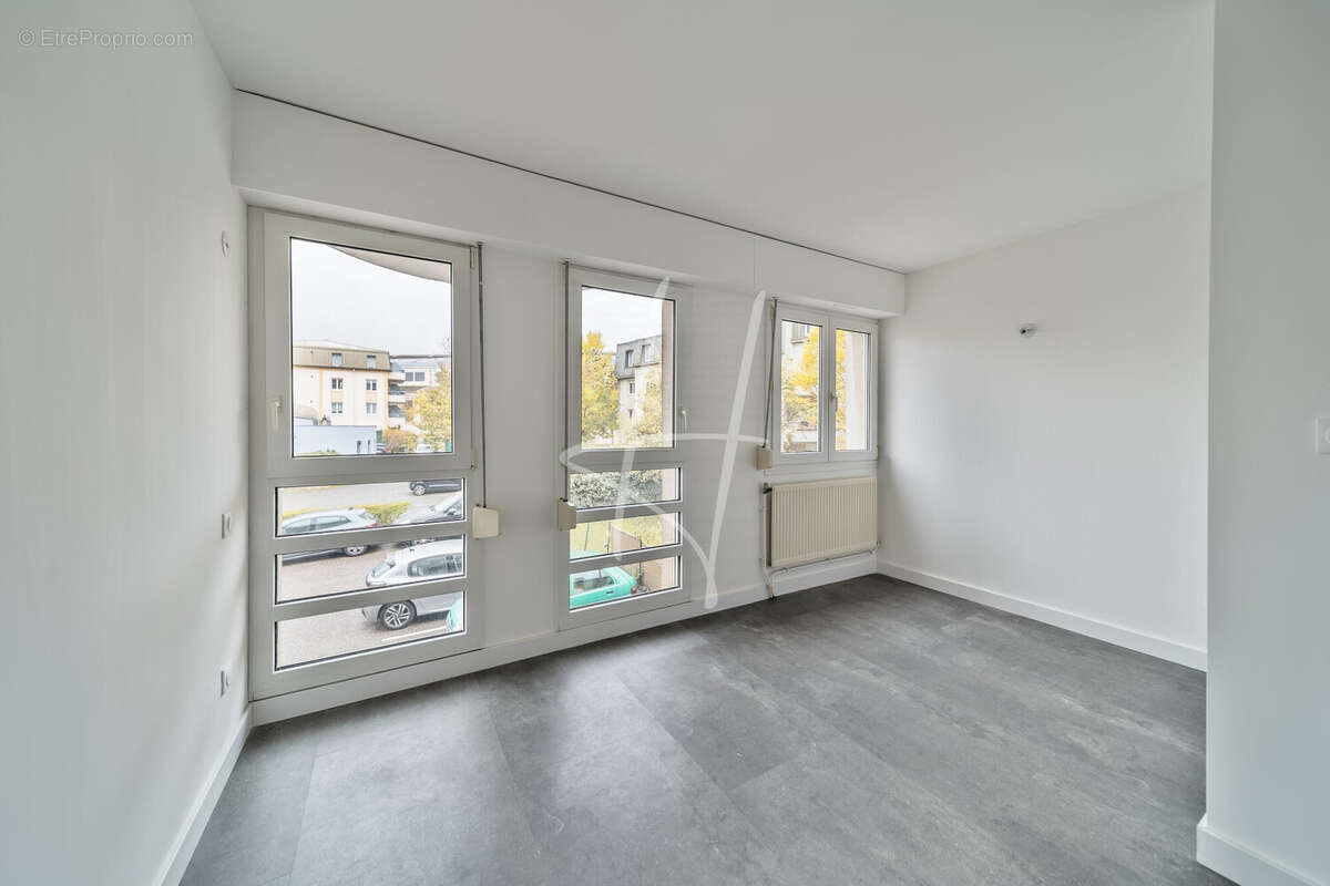 Commerce à MONTIGNY-LES-METZ