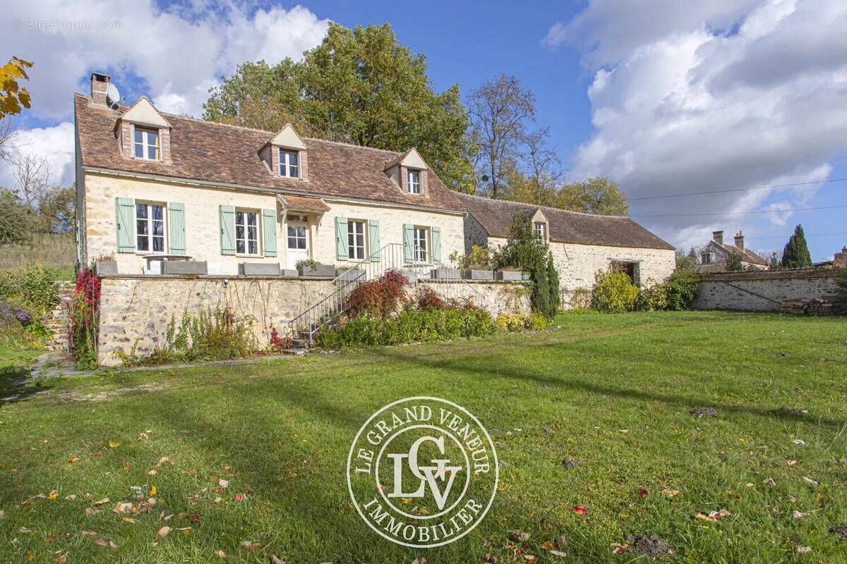 Maison à MORET-SUR-LOING