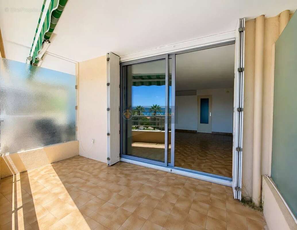 Appartement à SAINT-RAPHAEL