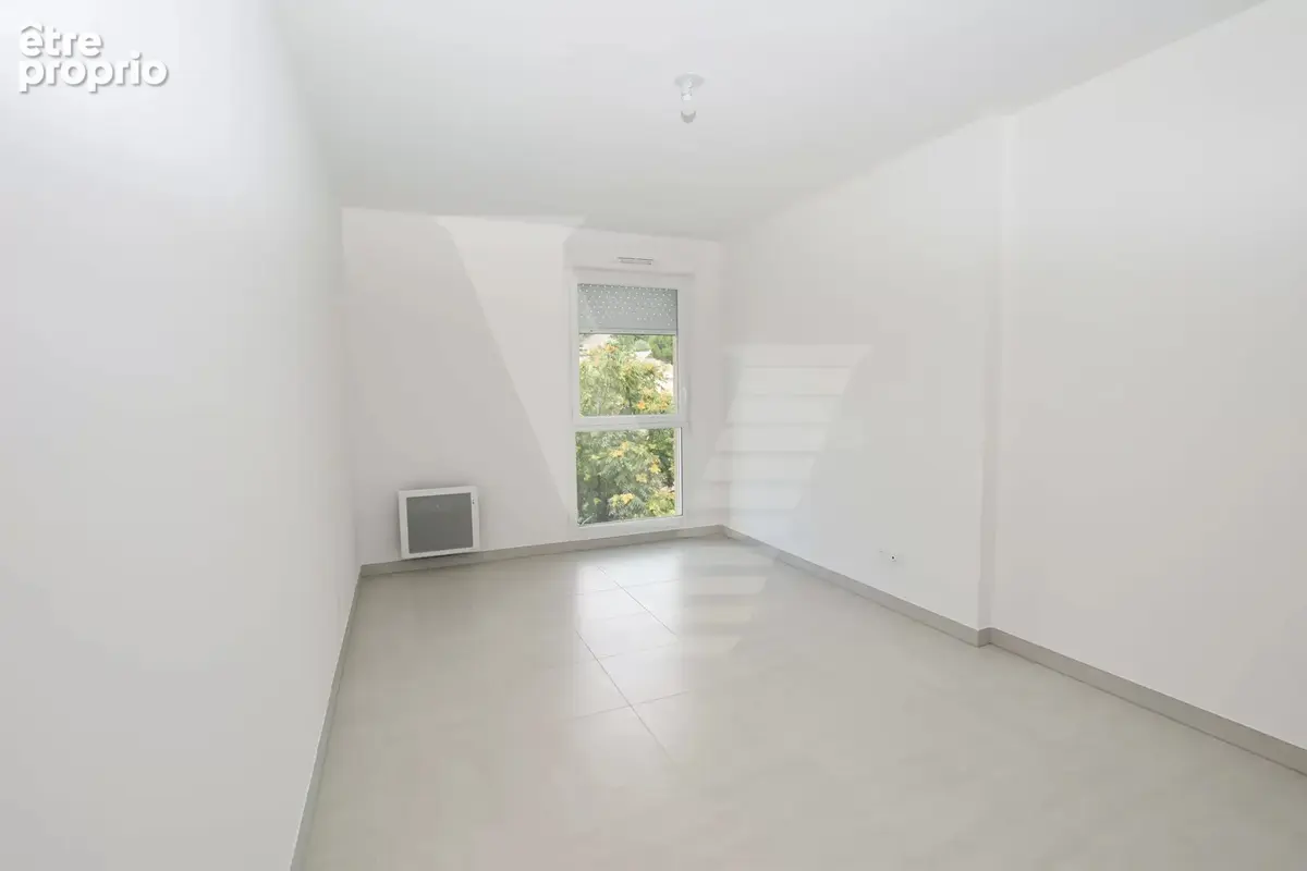 Appartement T4 avec grande terrasse proche gare - photo 4