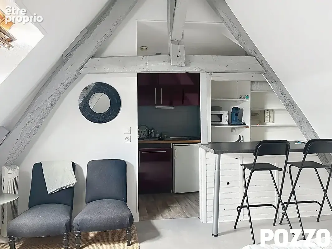 A Vendre  ,  Appartement type  studio  de charme en plein centre villle à Bayeux (14400) - photo 1