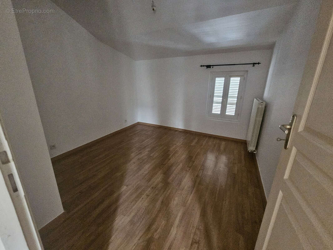 Maison à SAINTES
