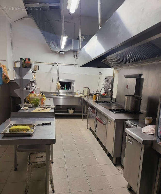 Commerce à BOURBON-L&#039;ARCHAMBAULT