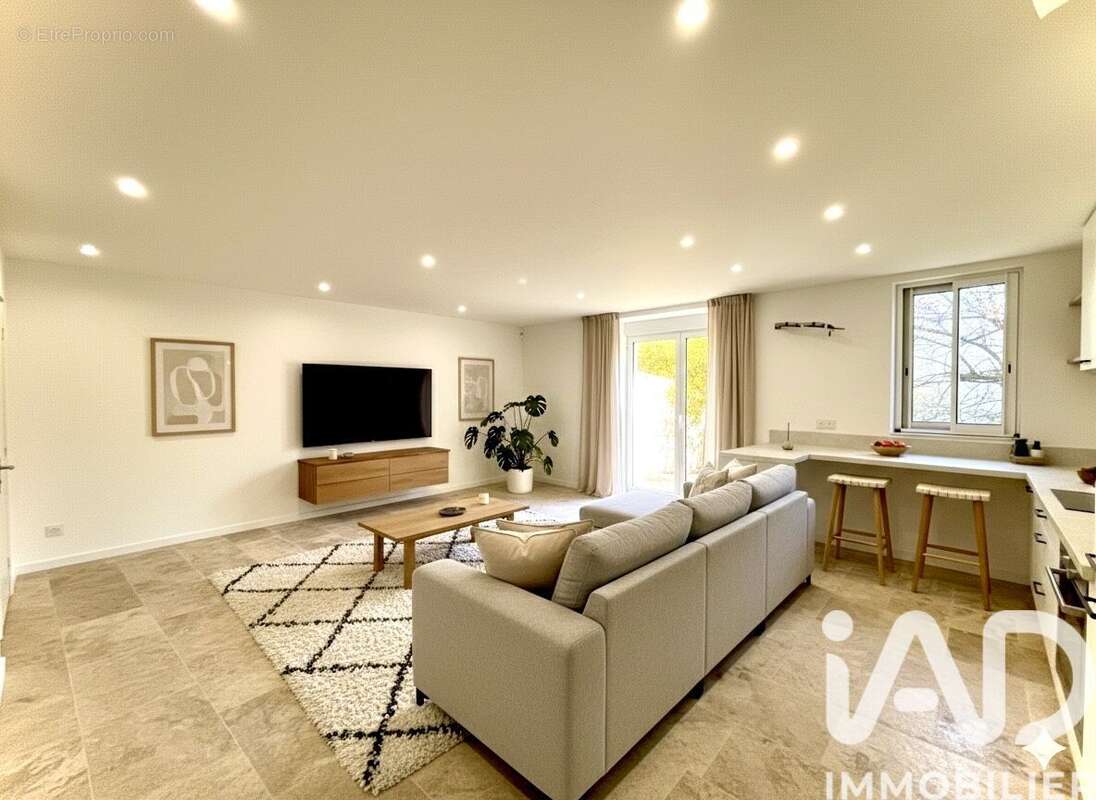 Photo 3 - Maison à COGOLIN