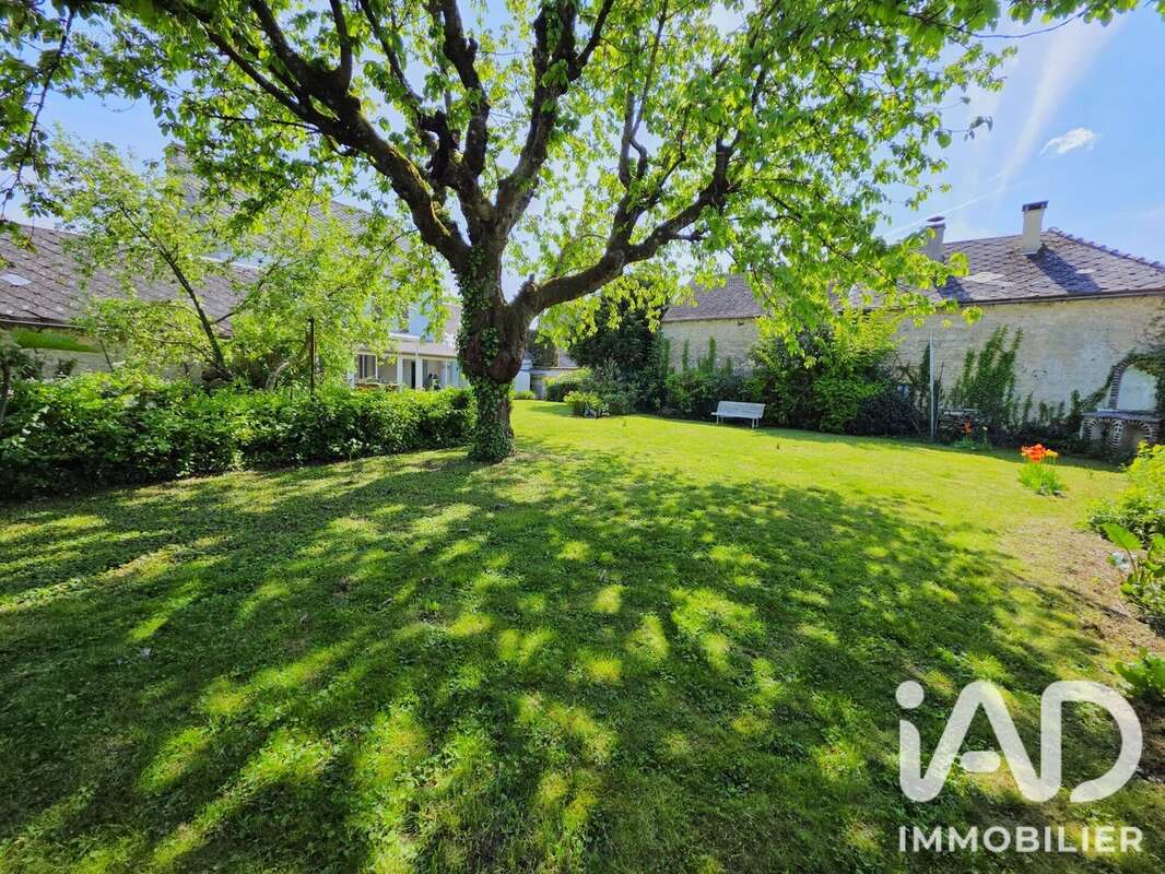 Maison 150 m² à Louville-La-Chenard  - photo 3