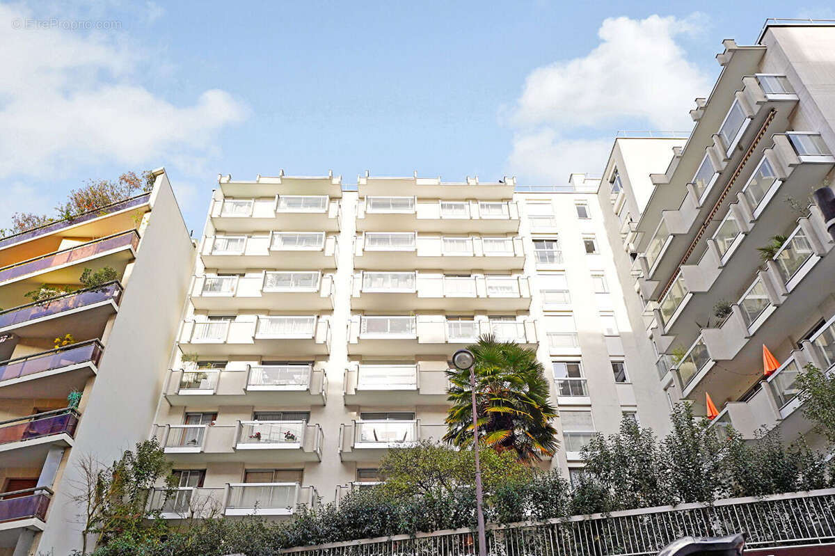 Appartement à PARIS-12E