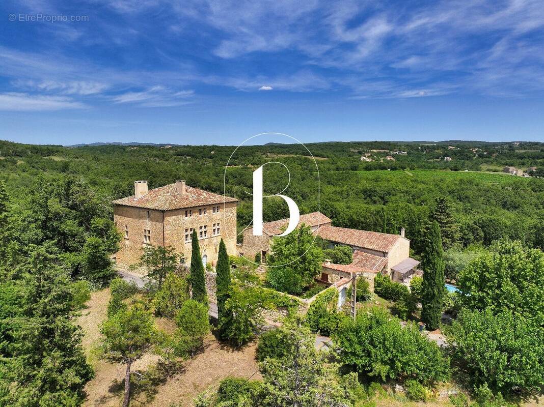 Maison à BARJAC
