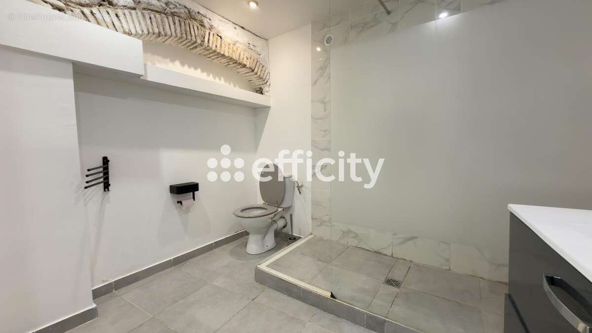 Appartement à PONT-EVEQUE