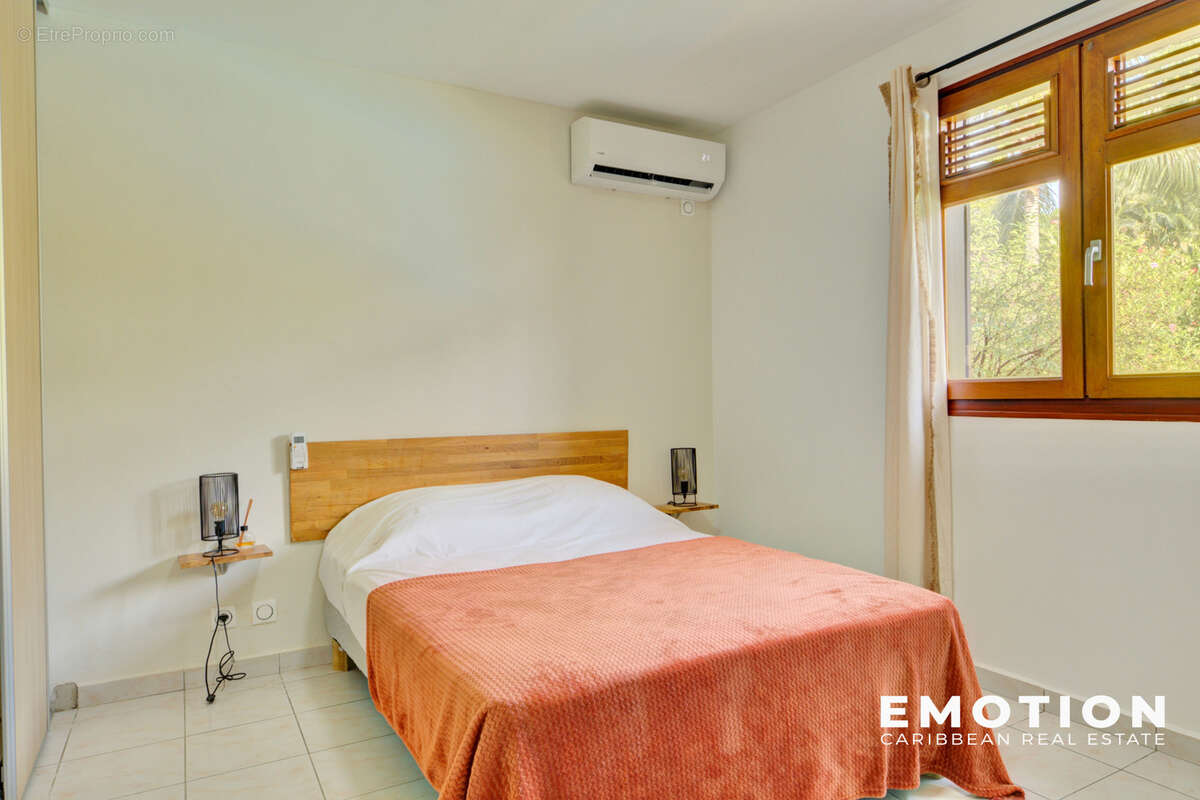 Maison à SAINTE-ROSE