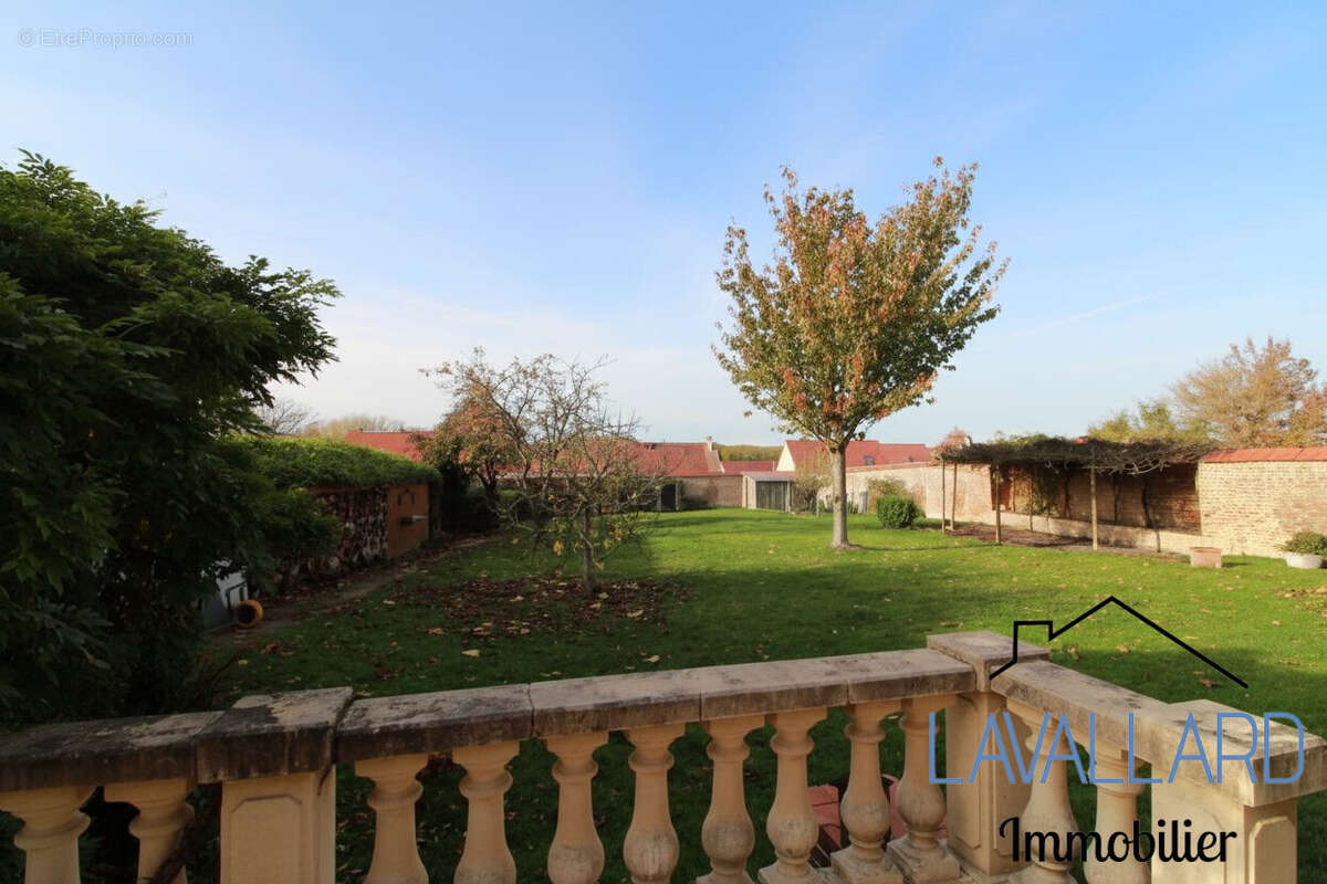 Maison à BETTENCOURT-SAINT-OUEN