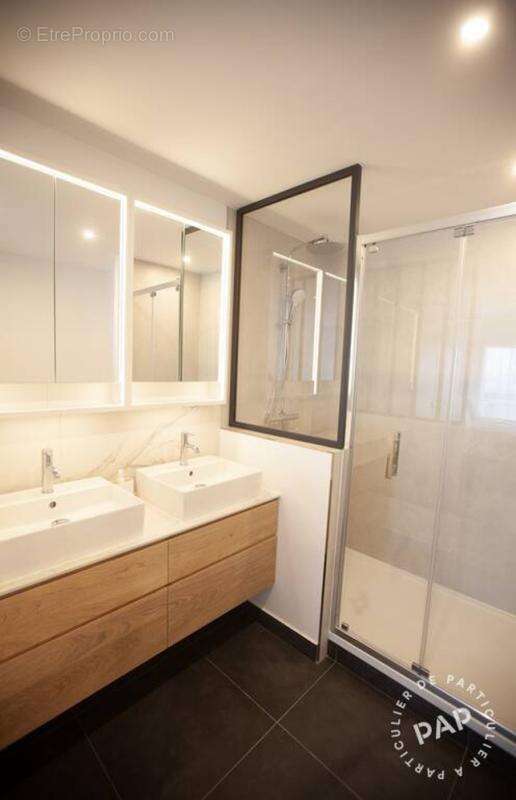 Appartement à ISSY-LES-MOULINEAUX