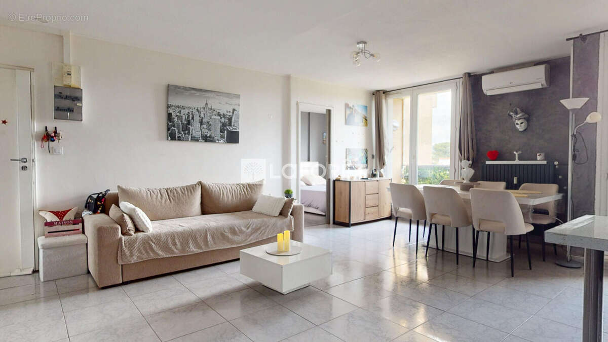 Appartement à MARSEILLE-13E