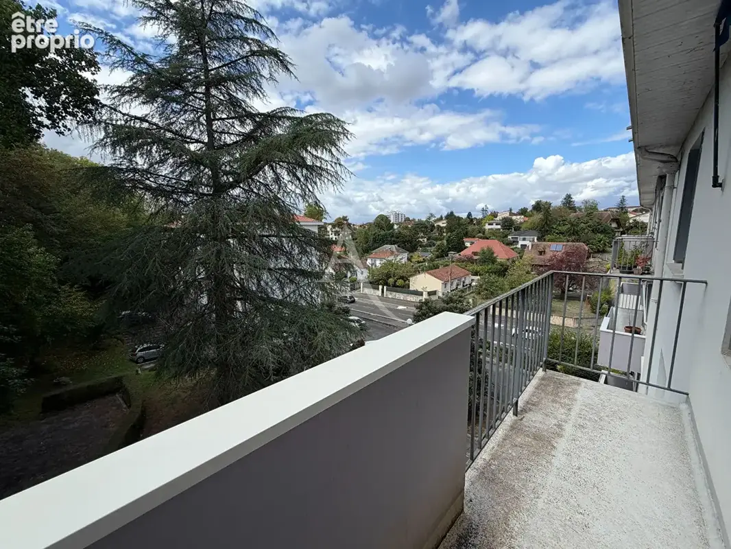 Appartement à BILLERE