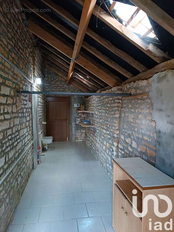 Photo 8 - Maison à VOUILLON