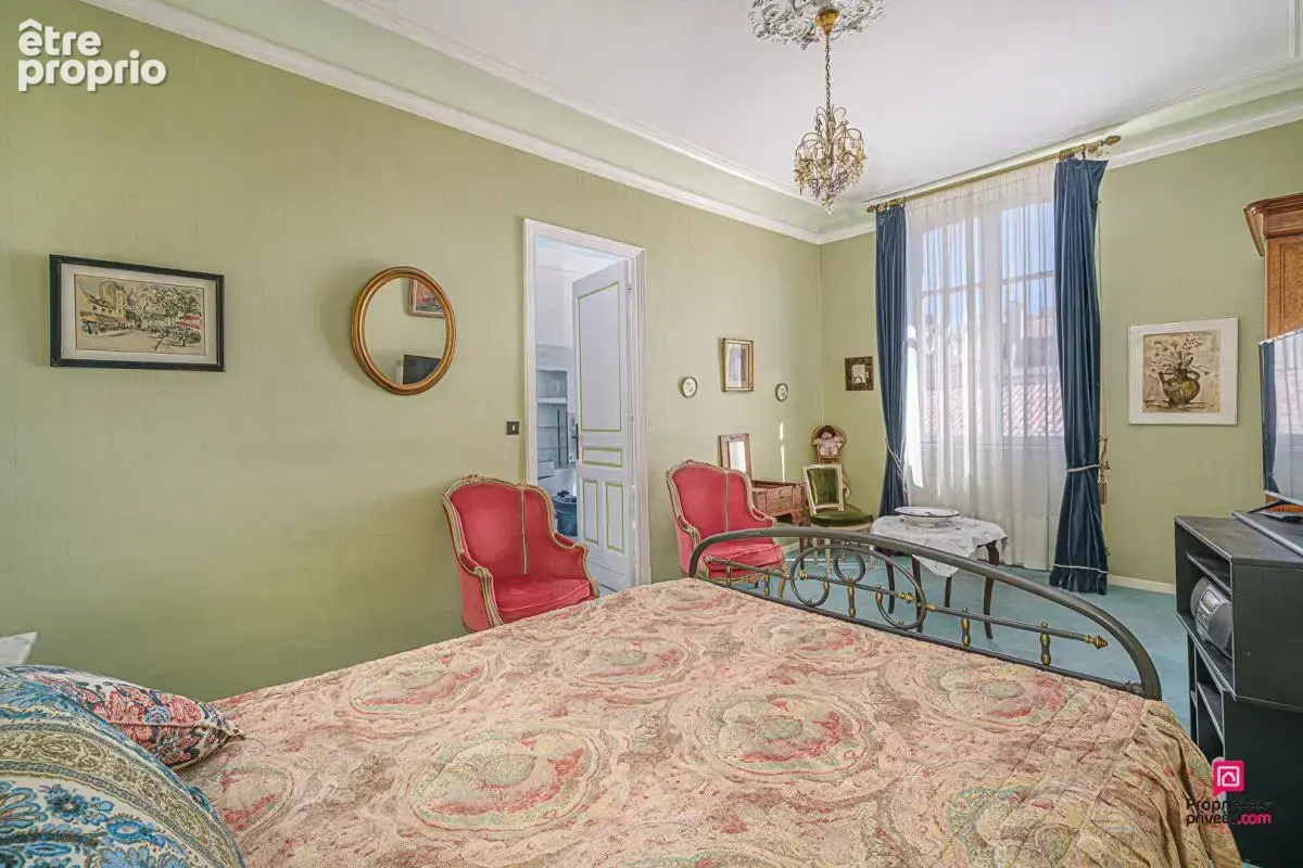 Appartement bourgeois de 226 m² avec réception de 100 m² - photo 11