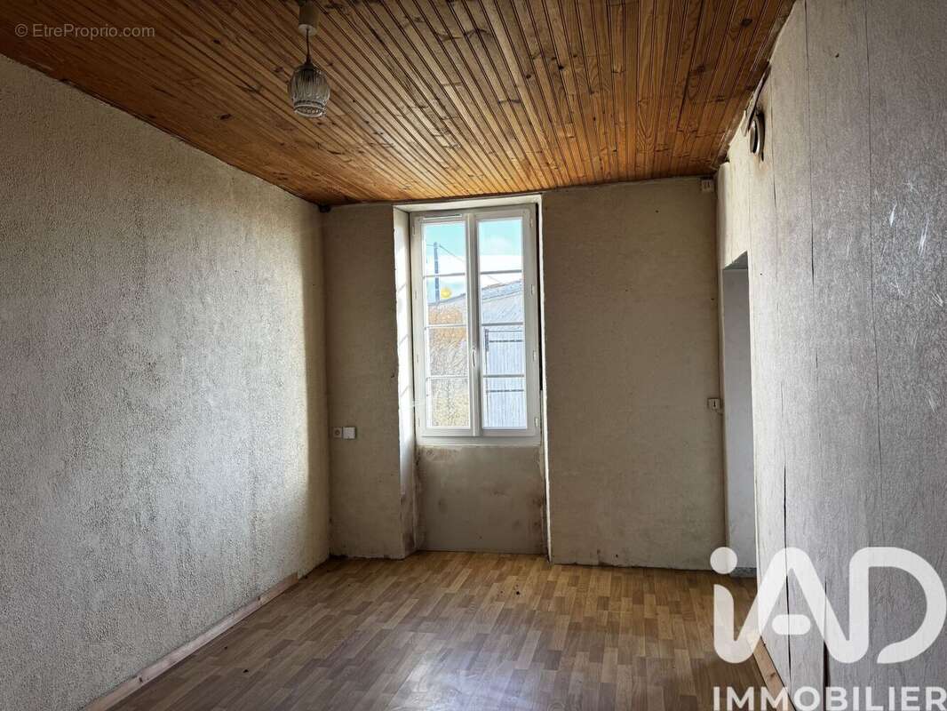 Photo 5 - Maison à SAINT-BONNET-SUR-GIRONDE