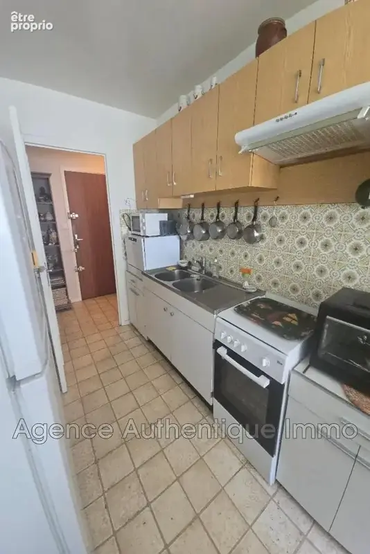Appartement 4 pièces 87 m² à vendre à Royat (63130) - photo 3