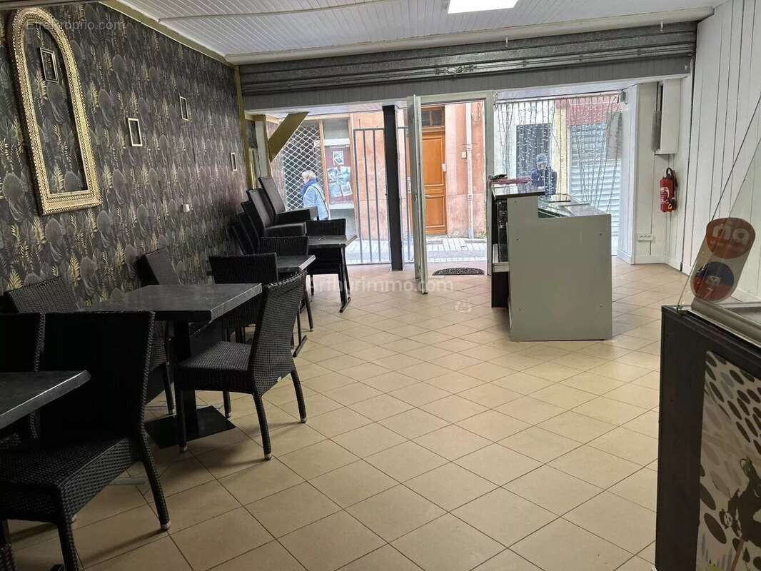 Commerce à AUBAGNE