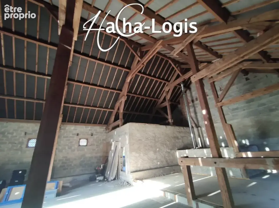 Exclusivité : Grande maison de 500 m2 sur 3 hectares de terrain, DPE en C ! - photo 6